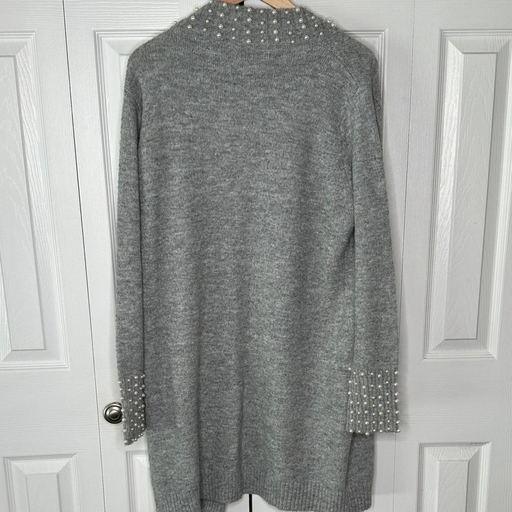 Selfie Coulture Open Front Gray Sweater with Faux Pearl Accents 45% Cotton EUC